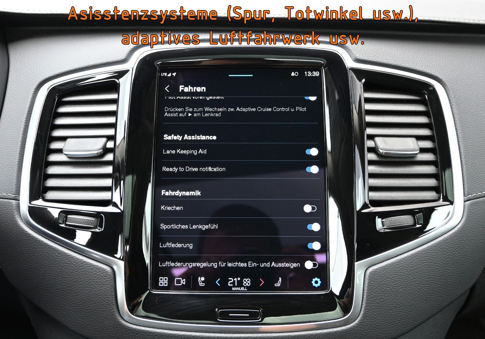 Fahrzeugabbildung Volvo XC90 T8 AWD Re Ultimate Bright °B&W°FOUR-C°VOLL!