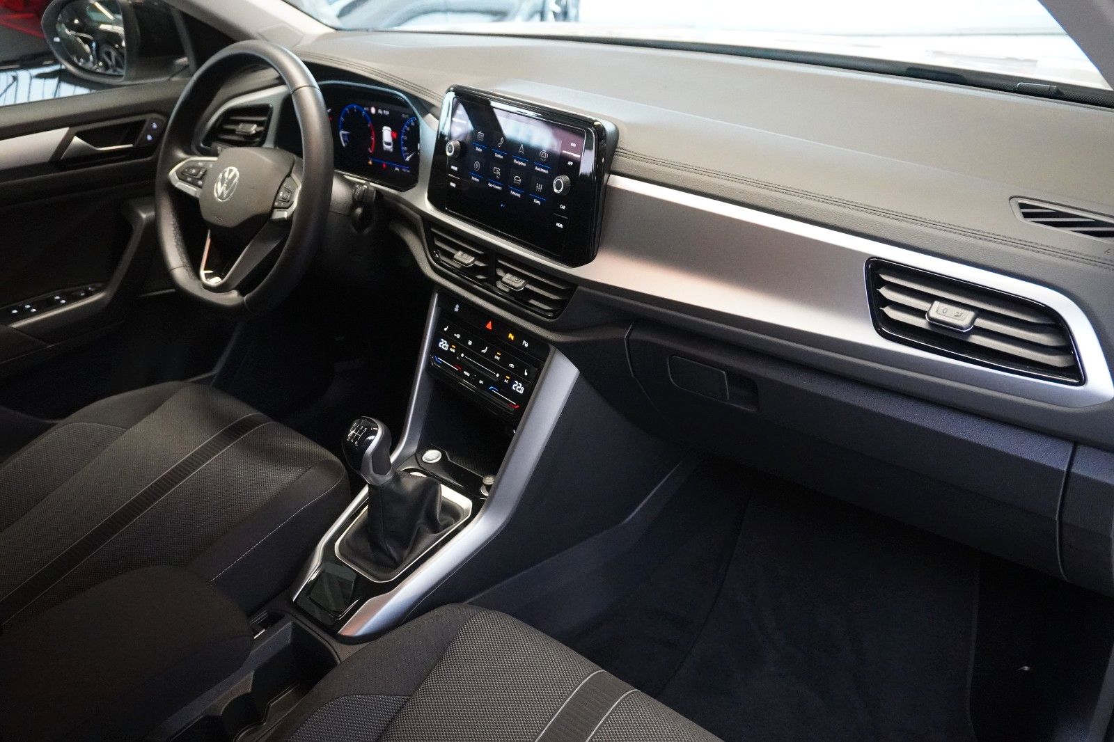 Volkswagen T-Roc - Bild 16