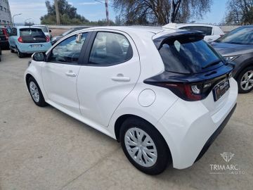 Toyota Yaris - 4