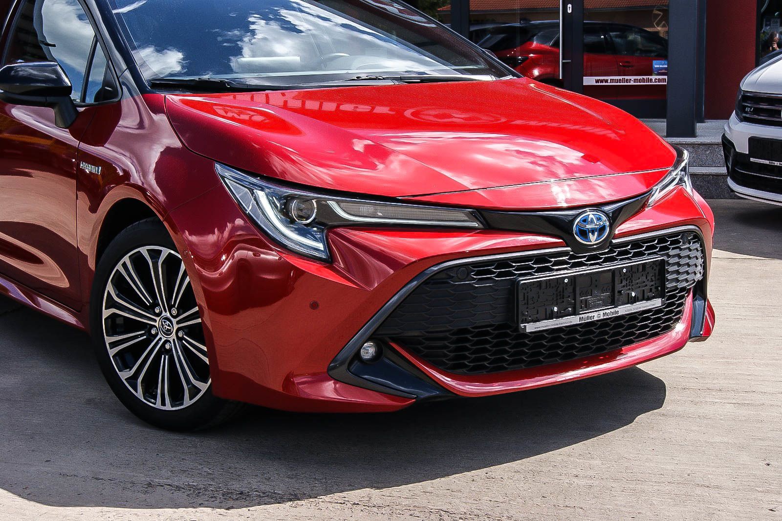 Fahrzeugabbildung Toyota Corolla 1.8 Hybrid  Club LED NAVI ACC KAMERA DAB