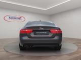 Jaguar XE 20d Aut. Portfolio - graue Jaguar XE
