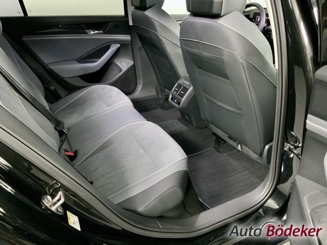 Volkswagen Passat Variant 1.5 eTSI DSG Business Bluetooth