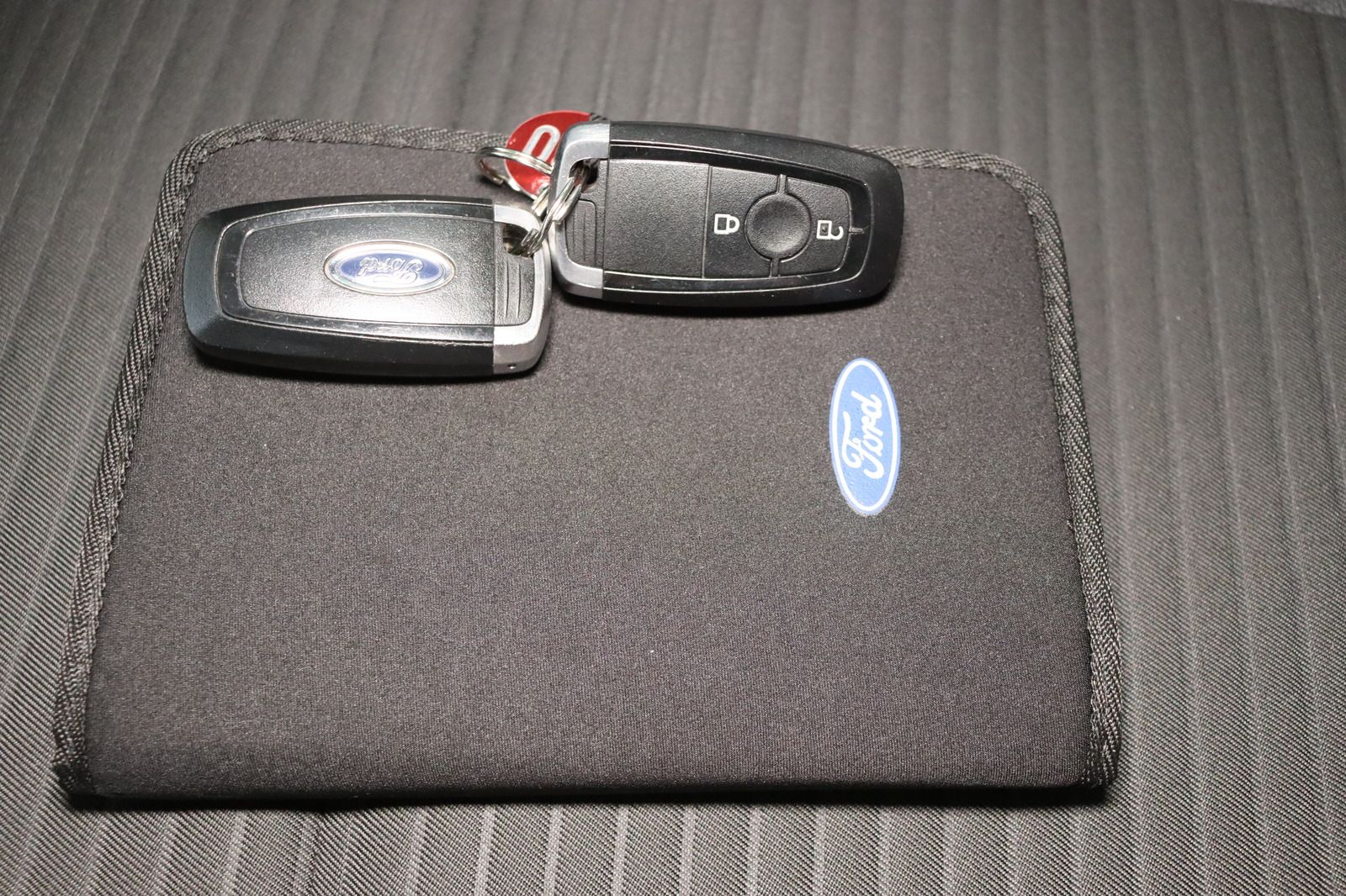 Fahrzeugabbildung Ford EcoSport * Navi * RFK * Lenkradhzg. ST-Line