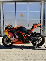 KTM RC8R - KTM RC