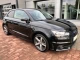 Audi A1 attraction/S-line/Sitzheizung - Audi A1: Attraction