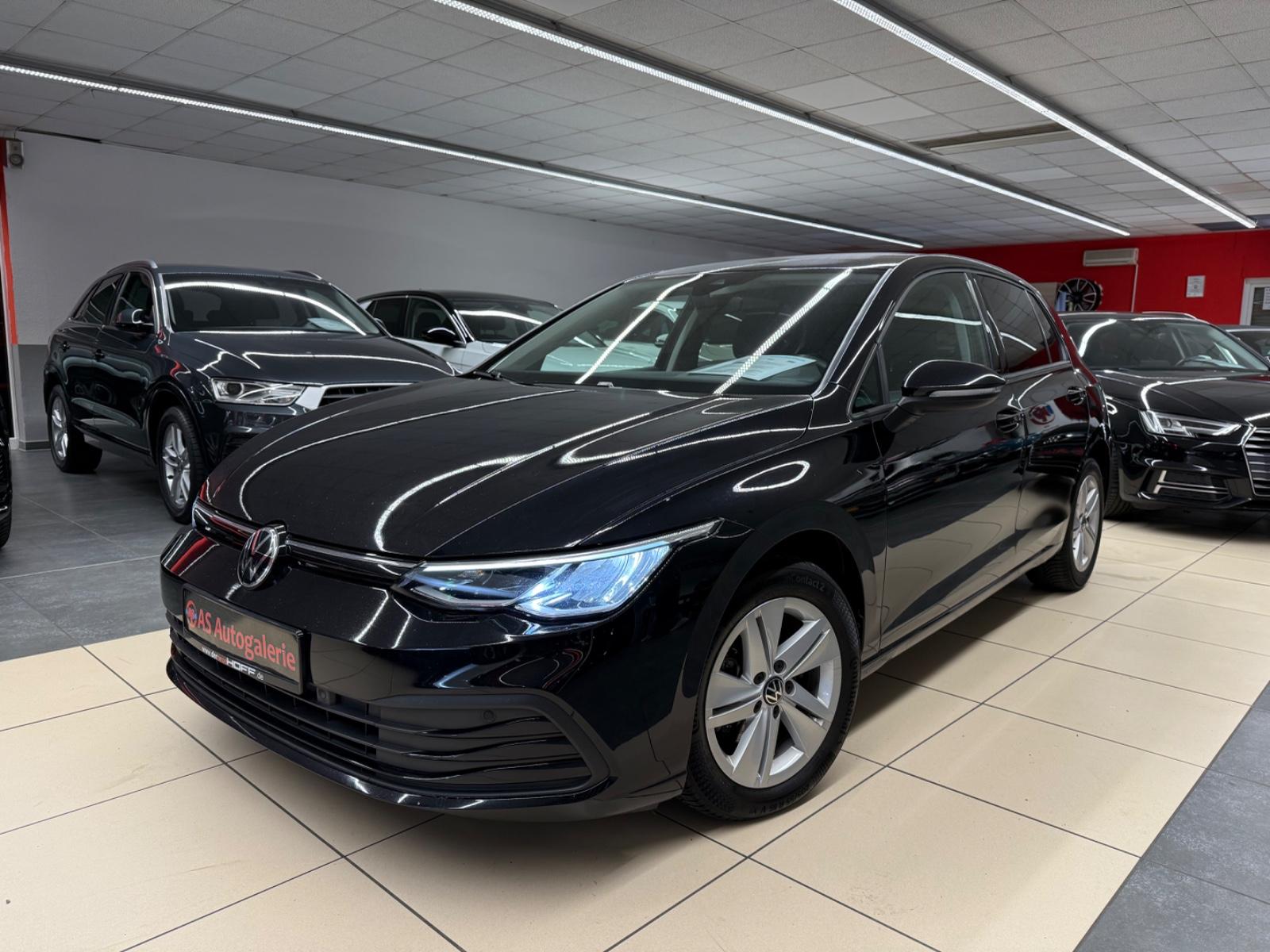 Volkswagen Golf VIII Lim. Life