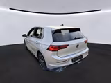 Volkswagen Golf VIII Limo R-Line eTSI Pano IQ-LED Matrix - Autos aus dem Jahr 2024