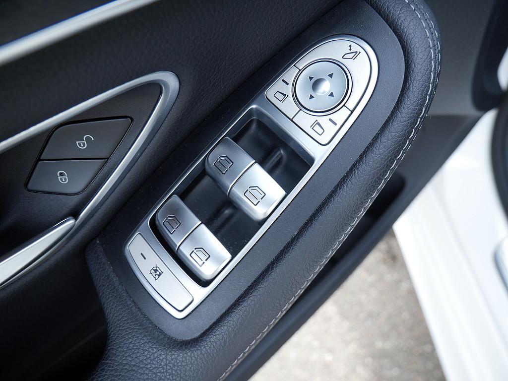Mercedes-Benz C 43 AMG 4MATIC MULTIBEAM LED-SCHEINWERFER 360°