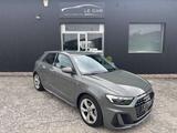 Audi A1 A1 II 2019 Sportback S Line Edition s-tr - Audi A1: Sport Edition