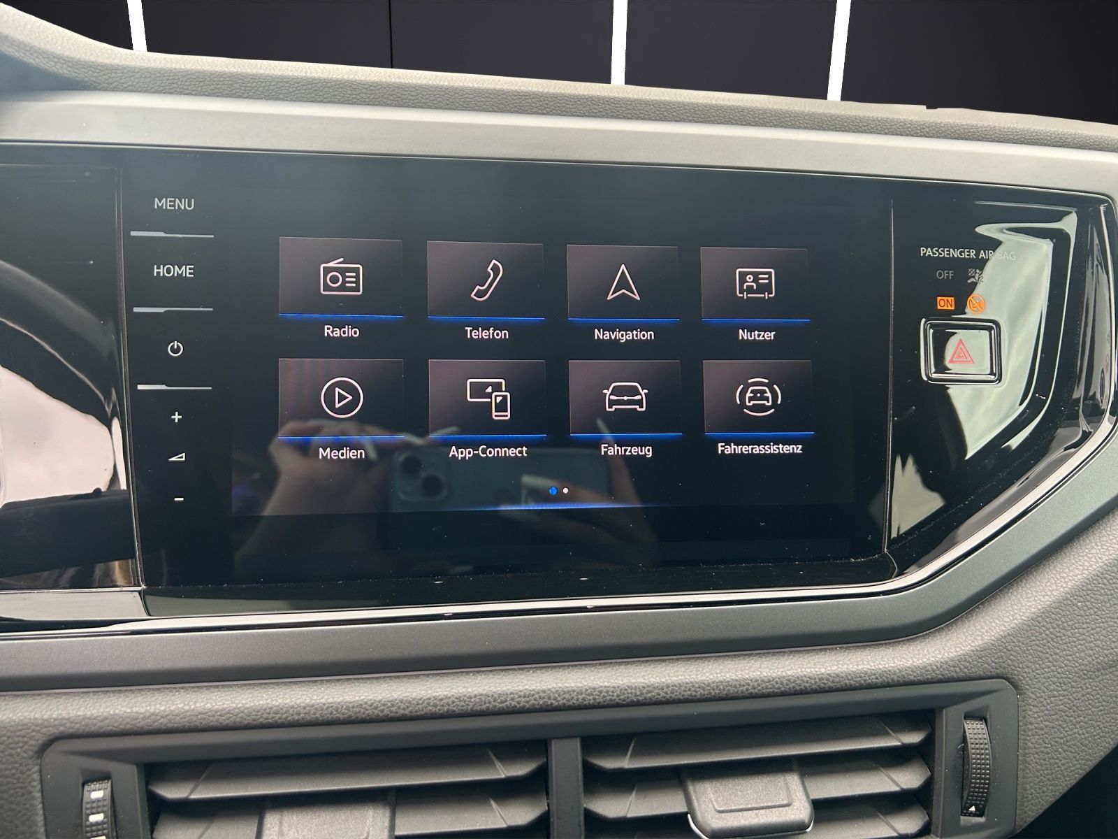 Fahrzeugabbildung Volkswagen Taigo R-Line 1.5 TSI DSG Matrix Navi ACC SHZ Bea