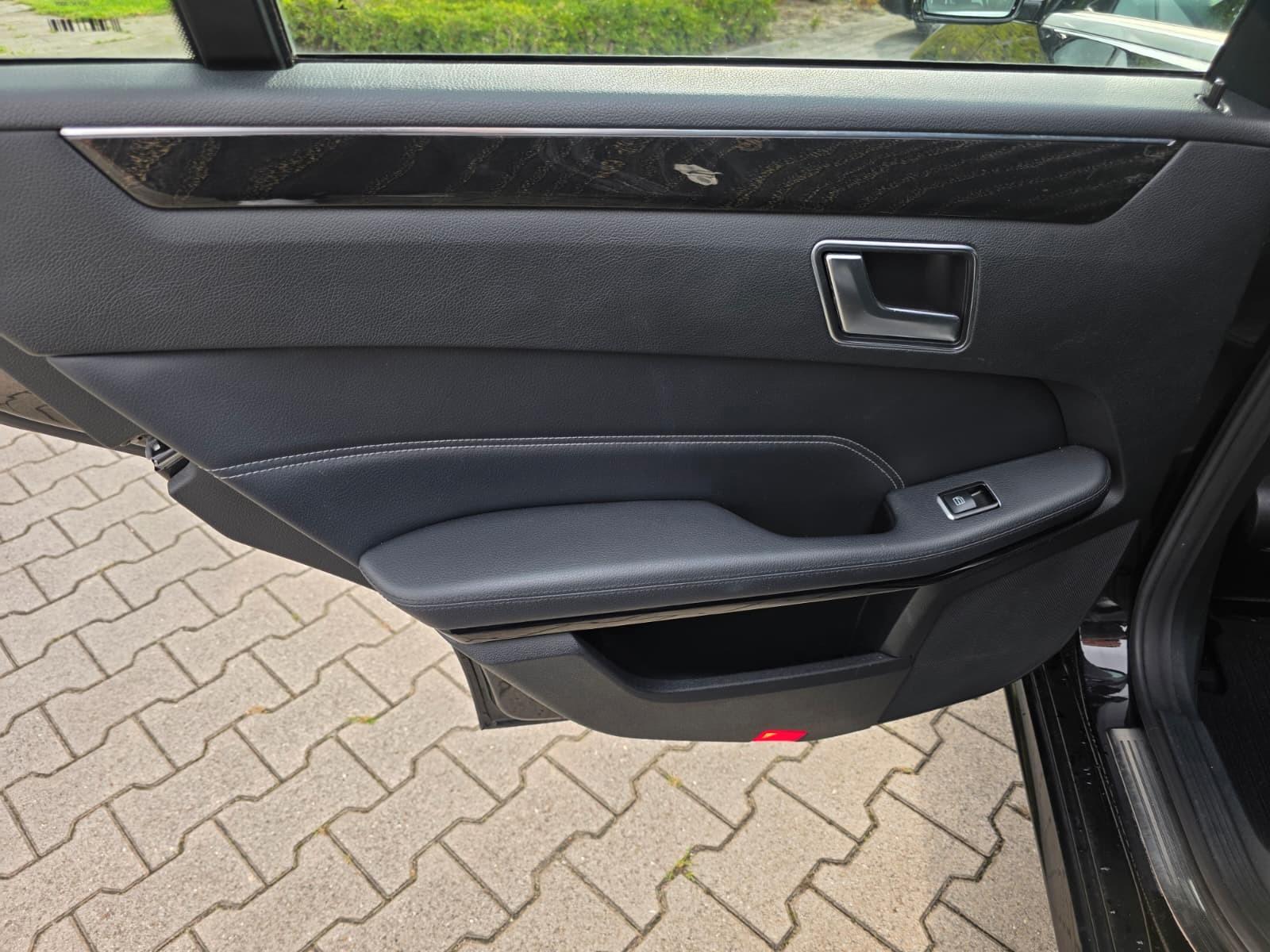 Mercedes-Benz E 200T-Modell BlueTec  Avantgarde Scheckheft