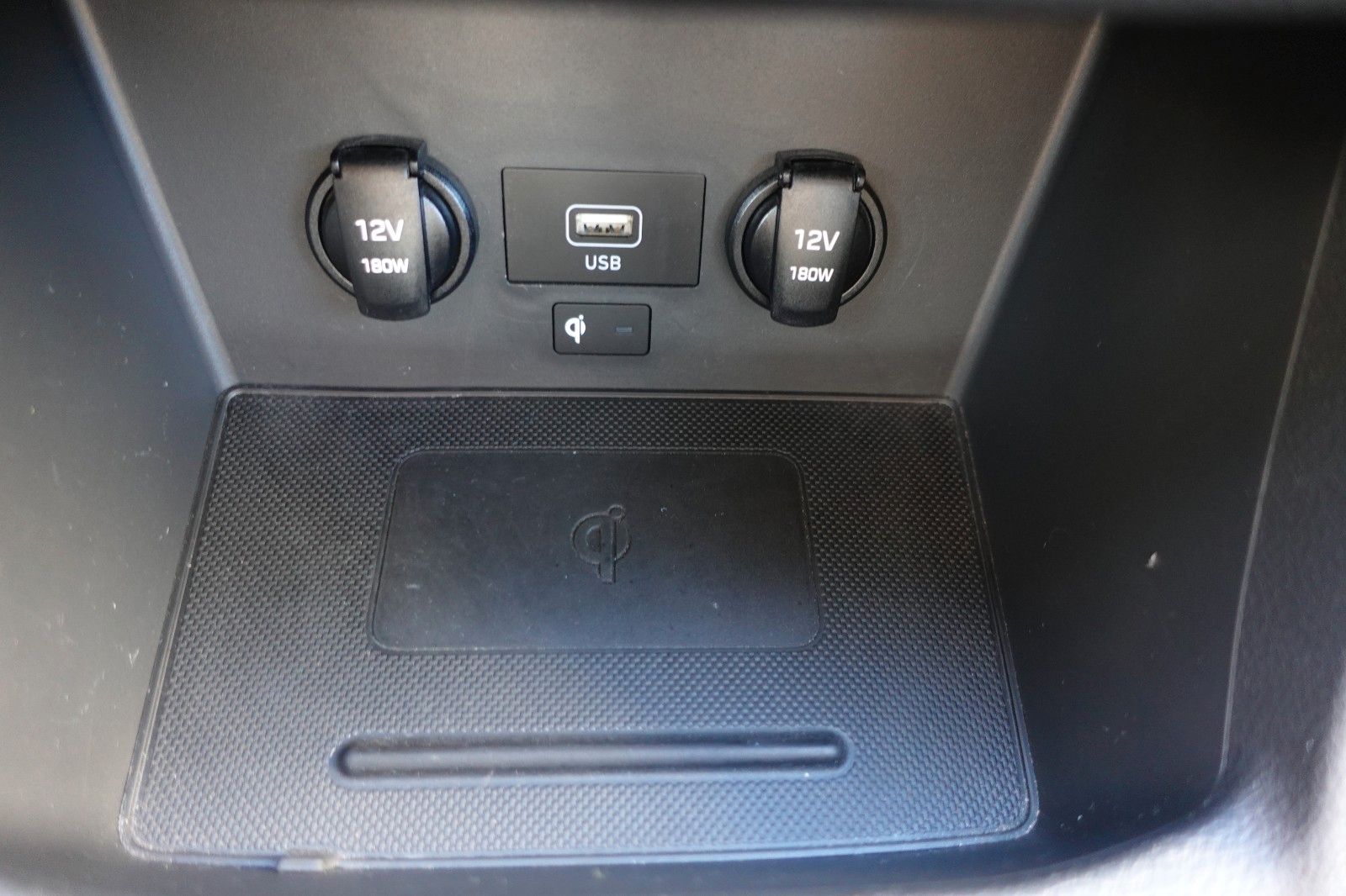 Fahrzeugabbildung Hyundai i30 Edition 30+ 1.0T-GDI AUTOMATIK,Navi,Kamera