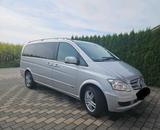 Mercedes-Benz  viano 7-Sitzer + Tisch (Nic... - Mercedes-Benz Viano: Tisch