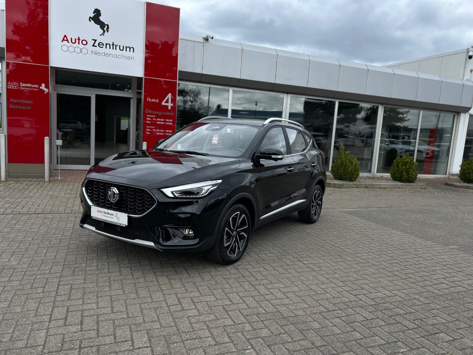 MG ZS