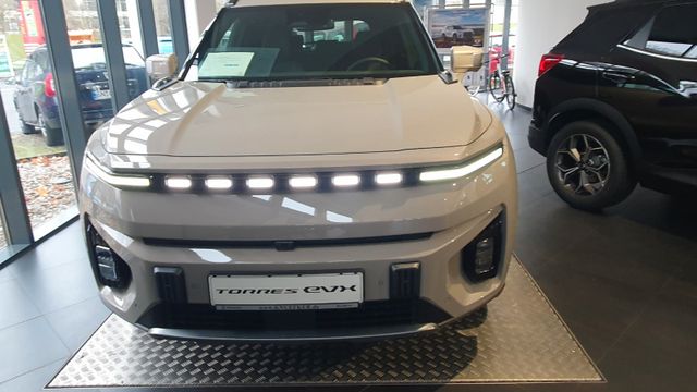 Ssangyong Torres EVX 152kW Titanium, SDach, Wärmepumpe