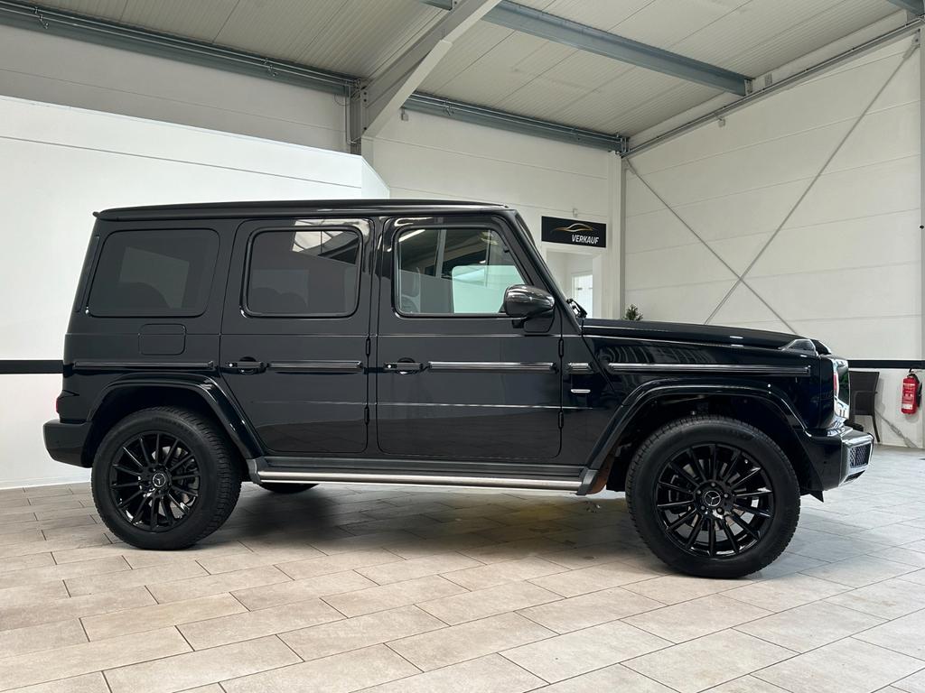 Mercedes-Benz G 400