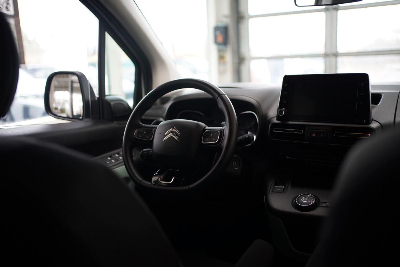 Fahrzeugabbildung Citroën Berlingo M PureTech 130 EAT8 Feel Automatik AHK