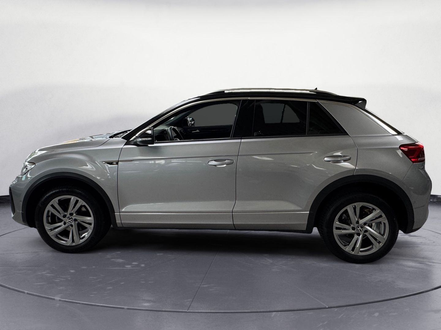 Volkswagen T-Roc R-Line 1.5 TSI DSG LED NAVI KAMERA AHK AP foto 2