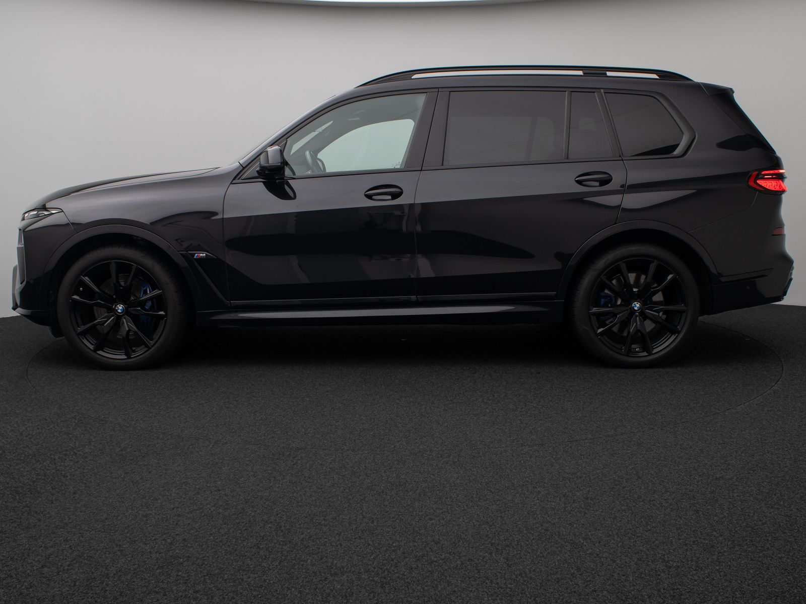 Fahrzeugabbildung BMW X7 M60i SkyLounge Kamera HUD DAB H/K SoftCL 22"