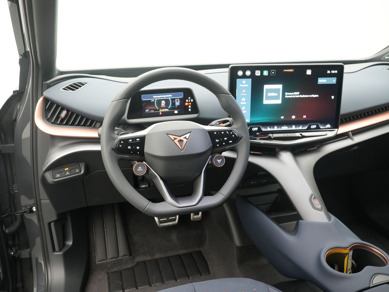 Cupra Tavascan - Bild 10