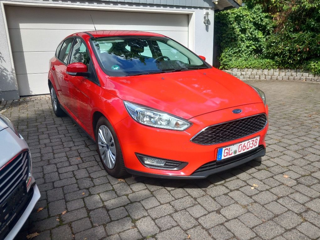 Ford Focus - 1
