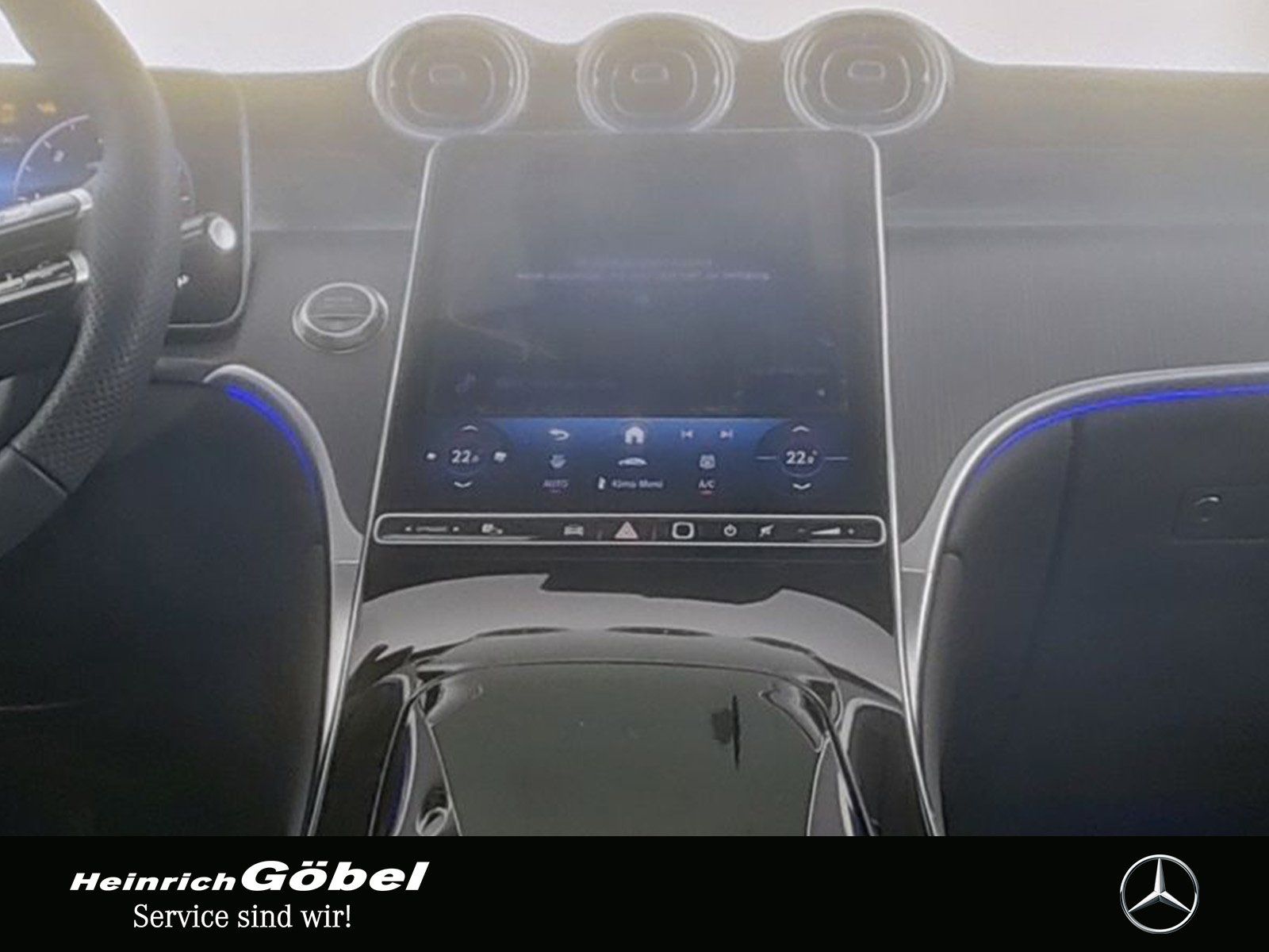 Fahrzeugabbildung Mercedes-Benz GLC 220 d 4M AMG LINE PANORAMA+NIGHT+360°CAM+AHK