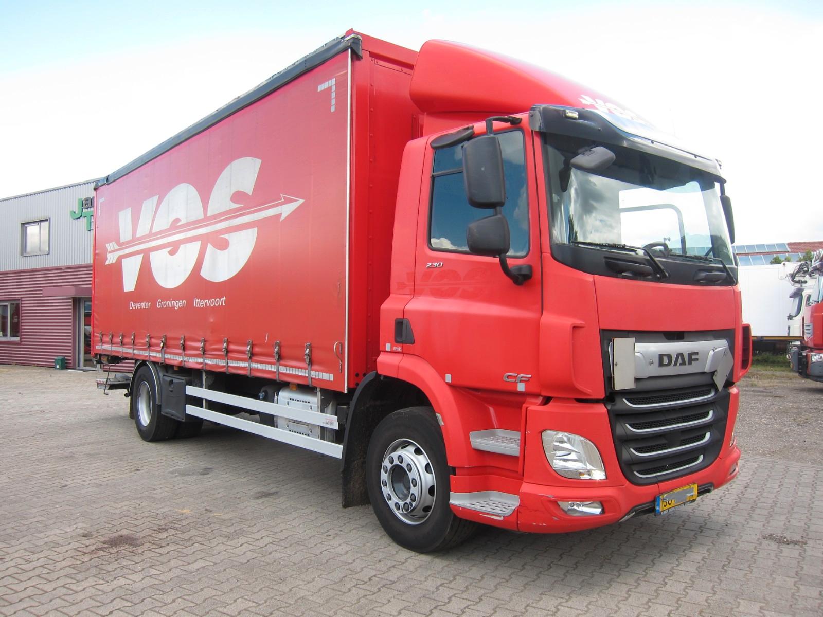 DAF CF 230 19T Schiebeplane LBW Portalturen