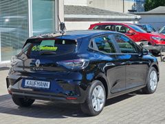 Fahrzeugabbildung Clio V Evolution 1.6 E-TECH Hybrid 145 EU6e Rück
