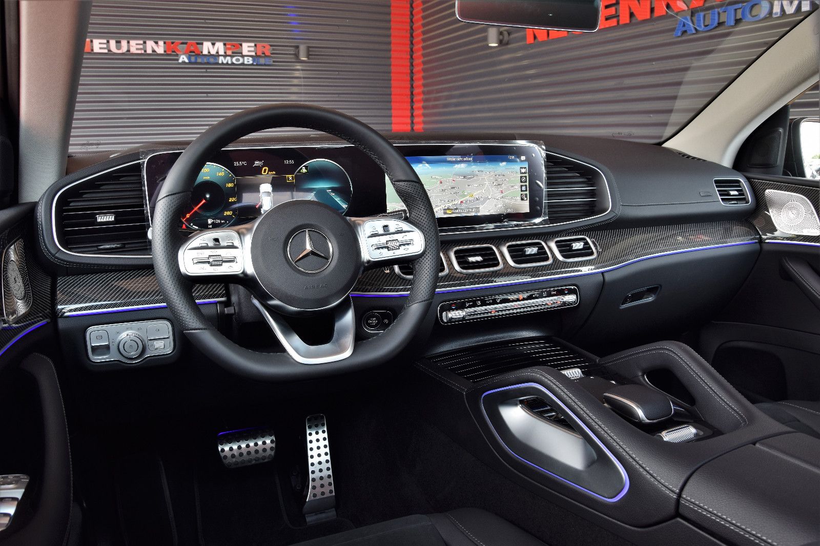 Fahrzeugabbildung Mercedes-Benz GLE 400d 4M Coupe AMG Line Pano.360° Burmester