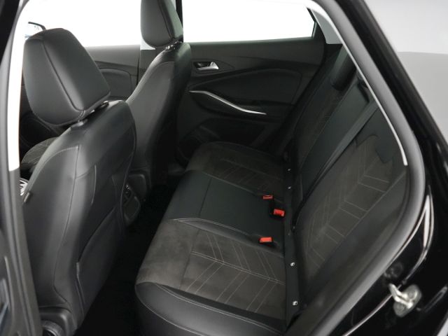 Grandland ULTIMATE PHEV AT+AHK+LED MATRIX+NAVI+3