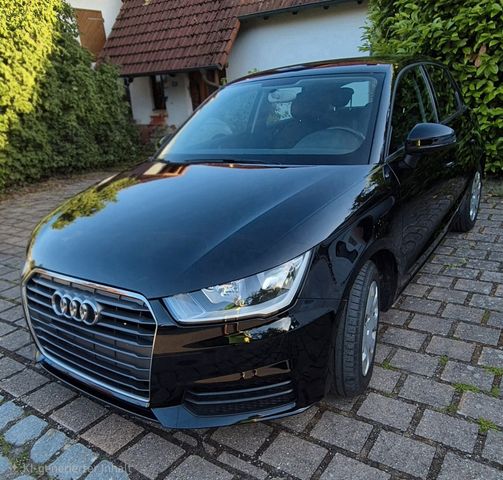 AUDI A1 1.0 TFSI ultra Sportback -
