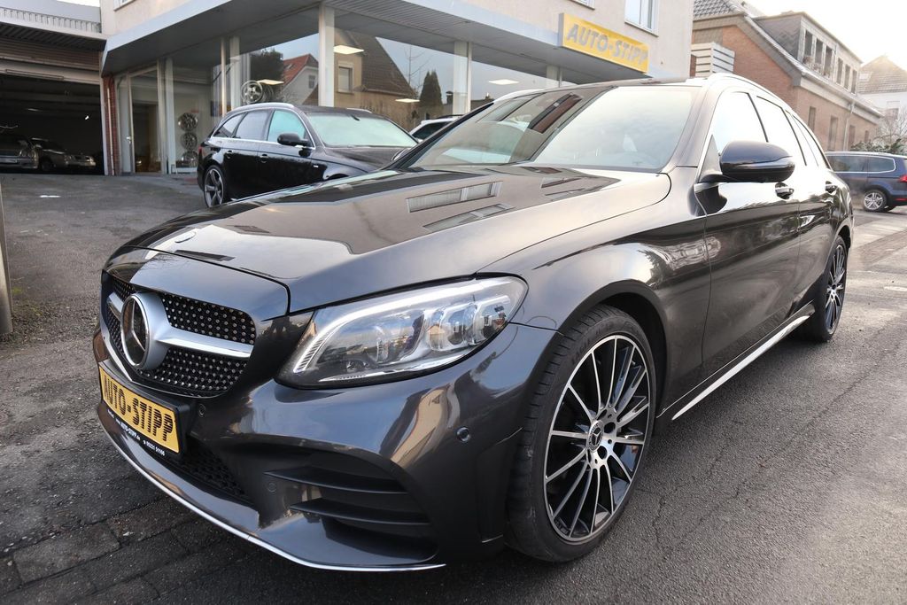 Image of Mercedes-Benz C 300