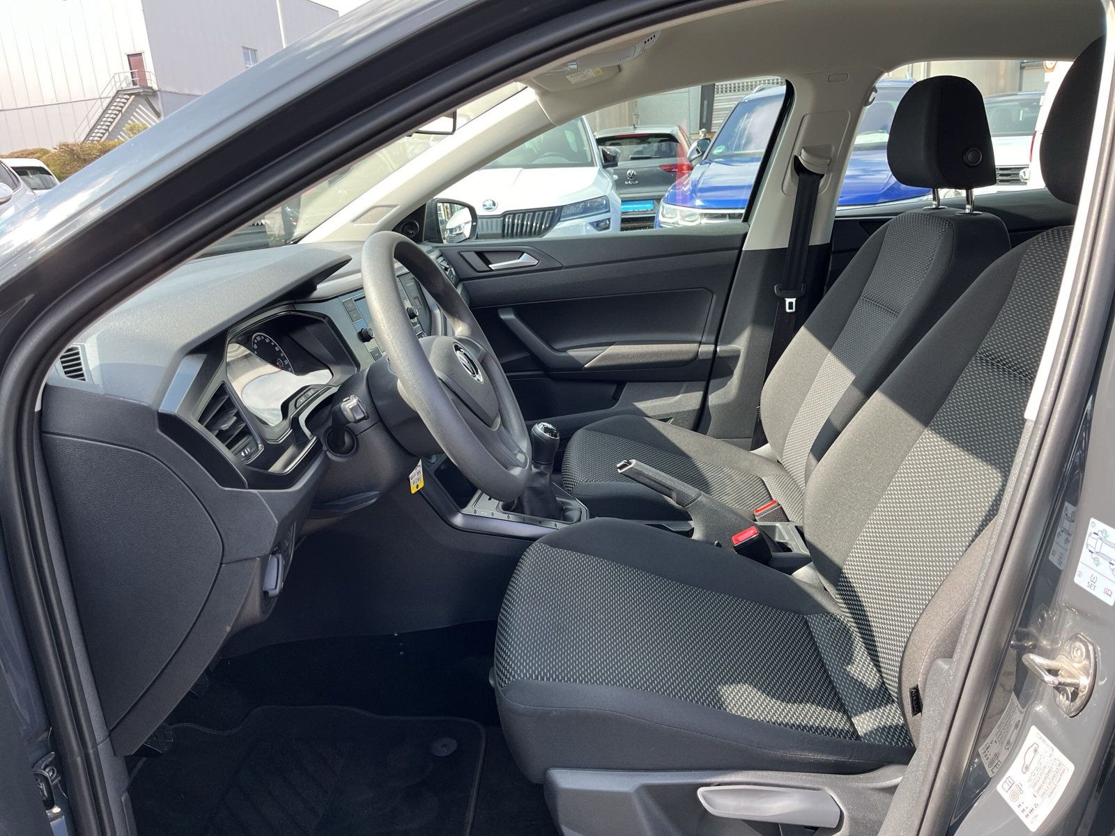 Fahrzeugabbildung Volkswagen Polo 1.0 MPI Trendline KLIMA DAB+