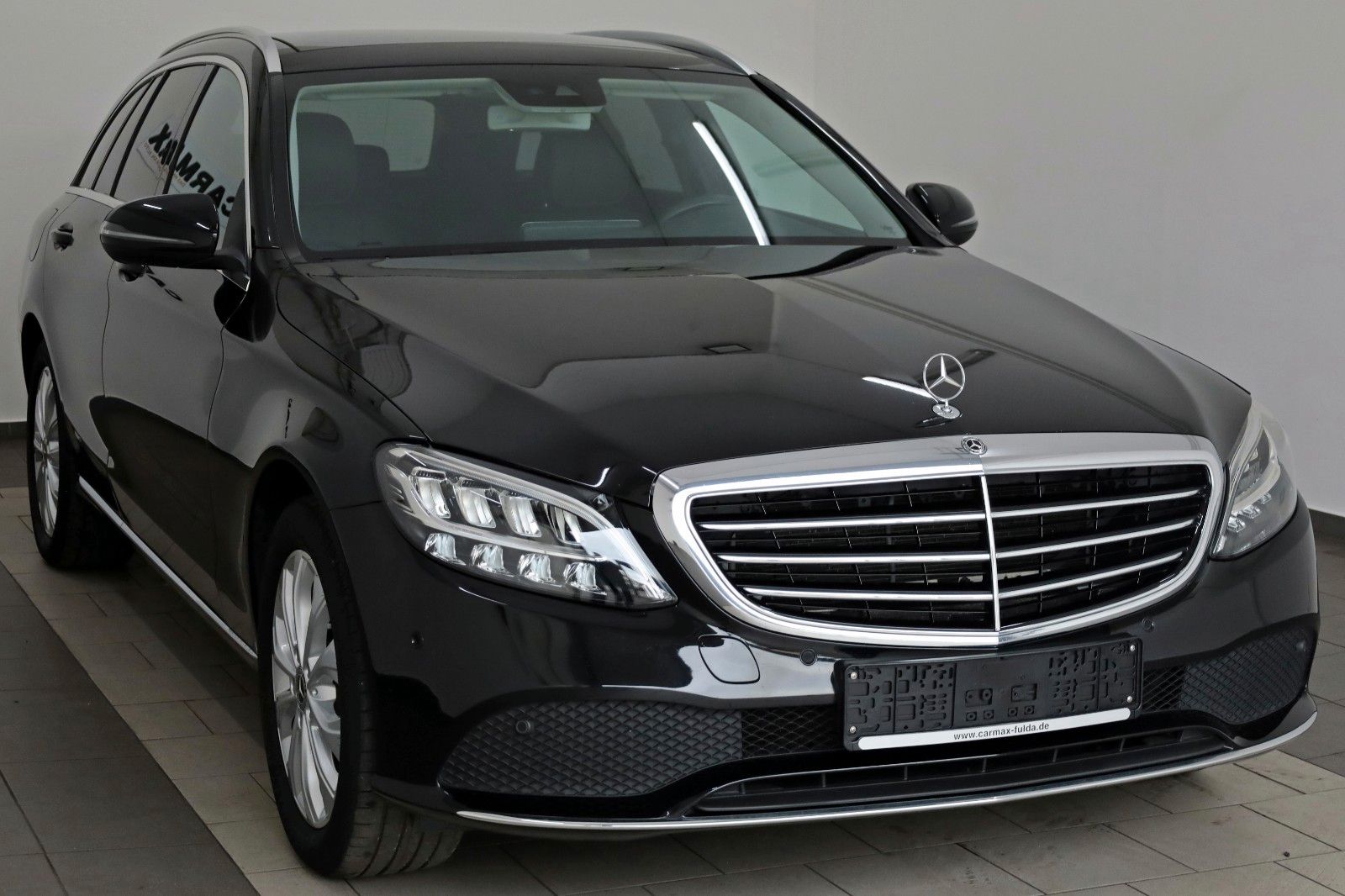 Fahrzeugabbildung Mercedes-Benz C 180 CGI T T.Leder,Navi,LED.Panorama,Kamera