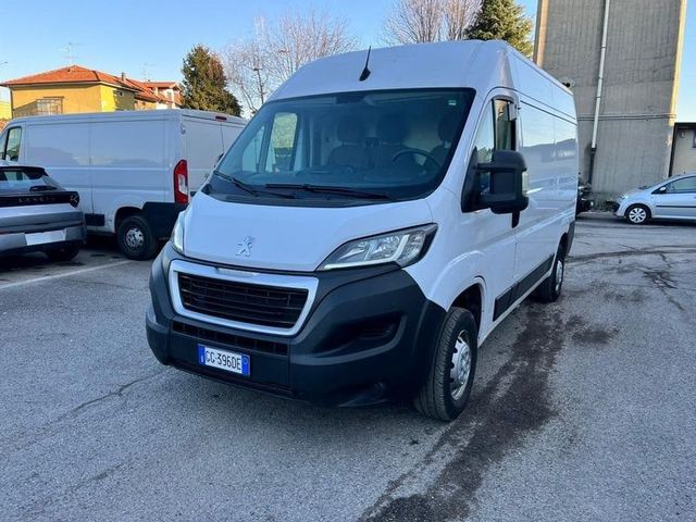 Peugeot Boxer 330 2.2 BlueHDi 140 S&S L2H2 (IVA 