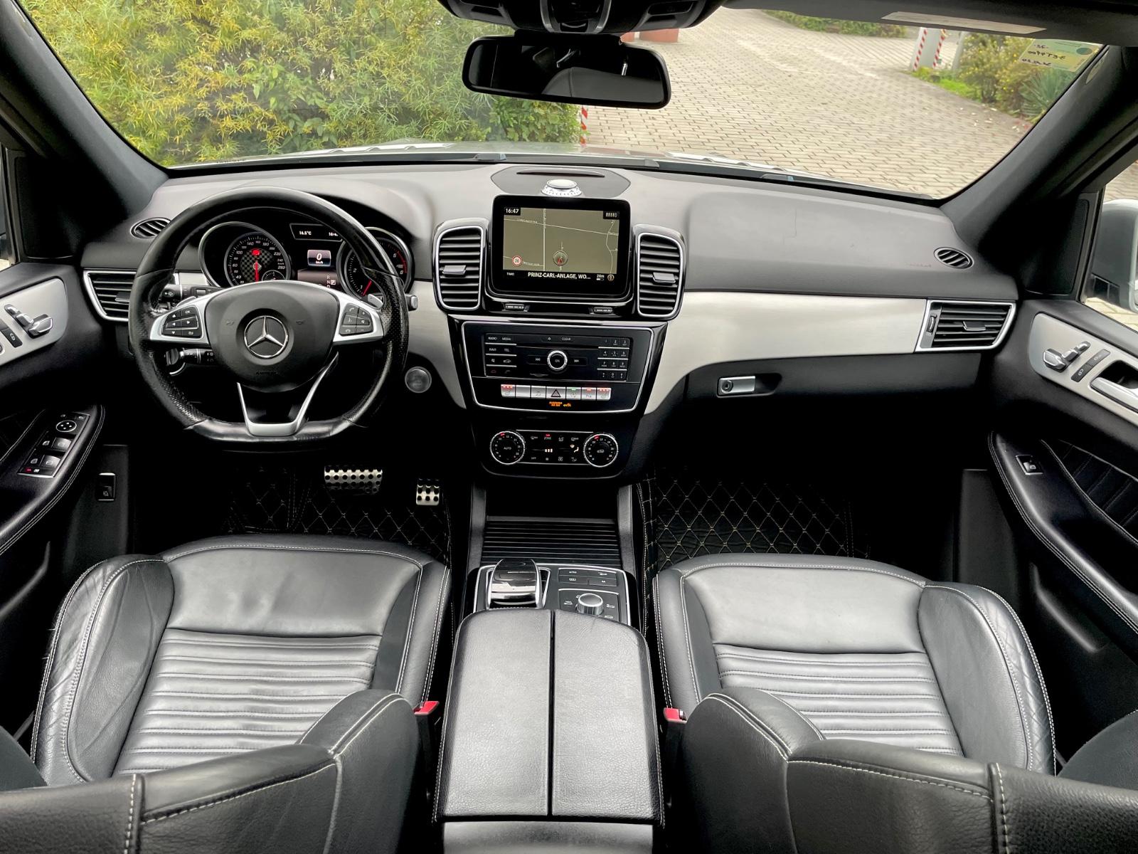 Mercedes-Benz GLE 350 AMG-Line Interieur-4Matic-R.Kamera-Pano