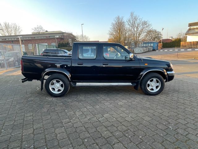 Nissan Navara 2.5 TD  4X4  Klimaautomatik, AHK, Pickup