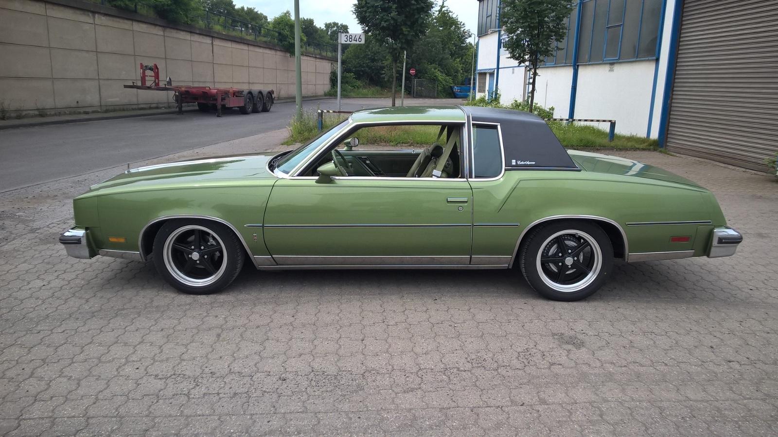 Oldsmobile Cutlass