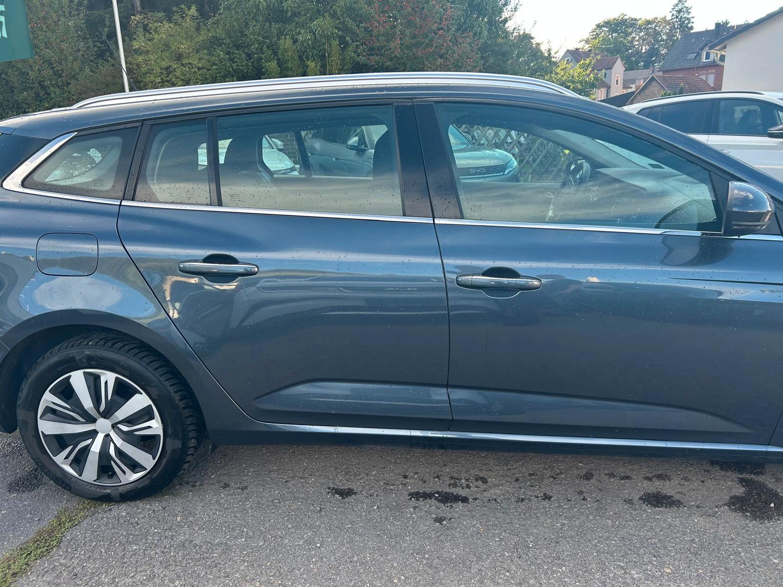 Renault Megane IV Grandtour Business Edition, 130 TCe