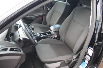 Ford Focus - 9