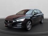 Seat Leon ST 2.0 TDI Xcellence Plus *AHK*STHZG*PANO* - Seat Leon: Standheizung