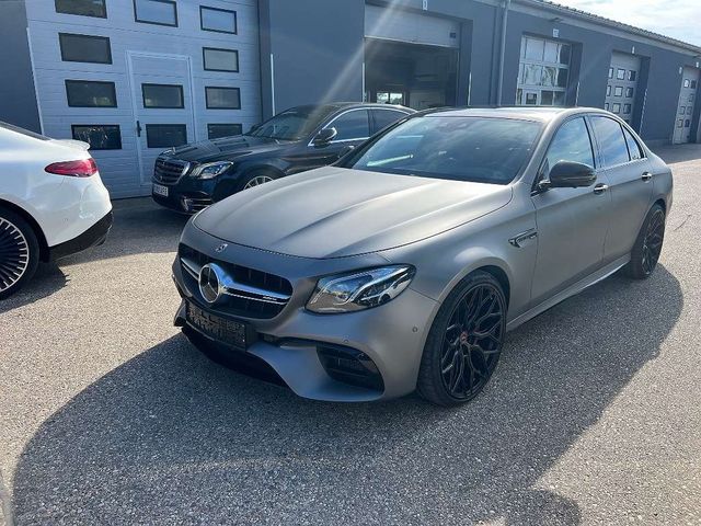 MERCEDES-BENZ E 63 AMG Mercedes-AMG E 63 S 4MATIC+ Autom.