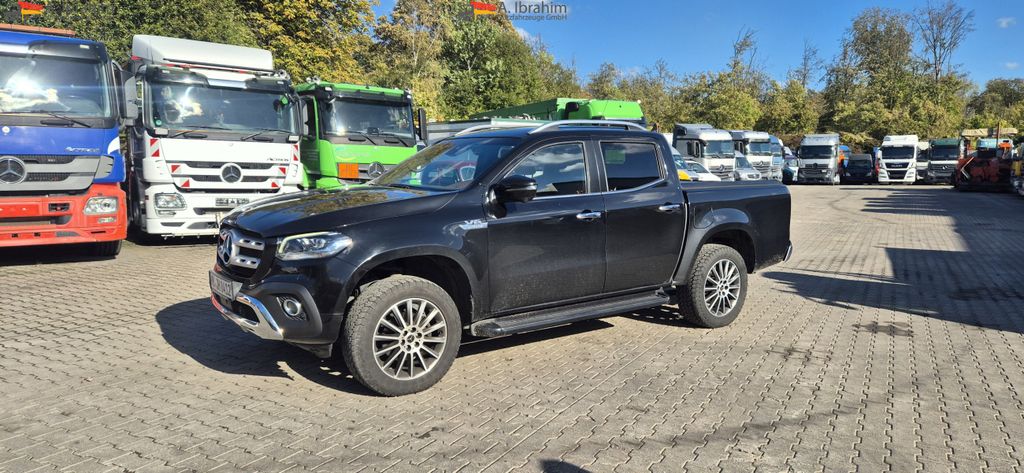 Image of Mercedes-Benz X 350