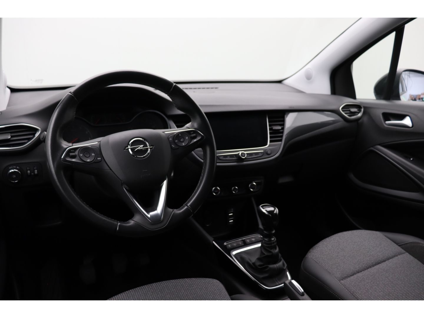 Fahrzeugabbildung Opel Crossland 1.2 Business Elegance Kamera LED Navi