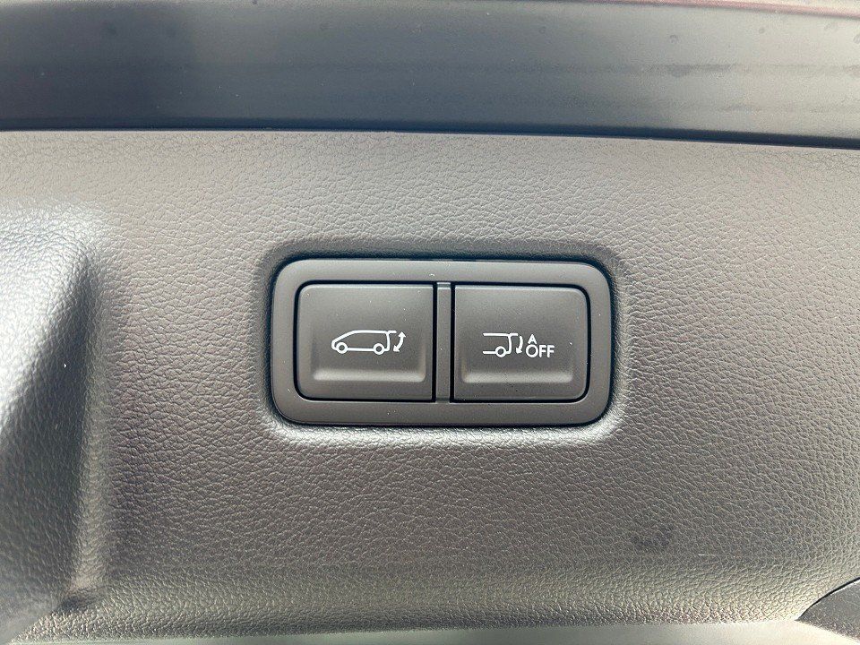 Fahrzeugabbildung Hyundai STARIA HYBRID 9SITZER 6AT TREND 18ZOLL PARK+EA-P