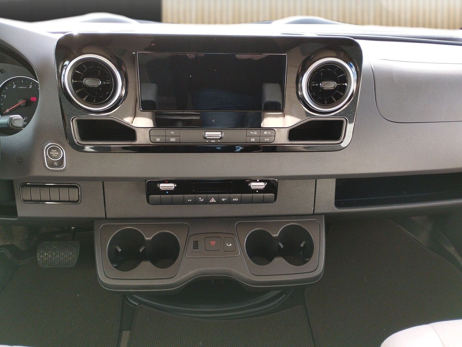 Fahrzeugabbildung Carthago C1-tourer I 143 LE