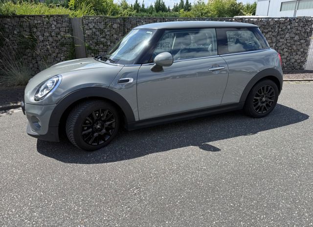 MINI One One