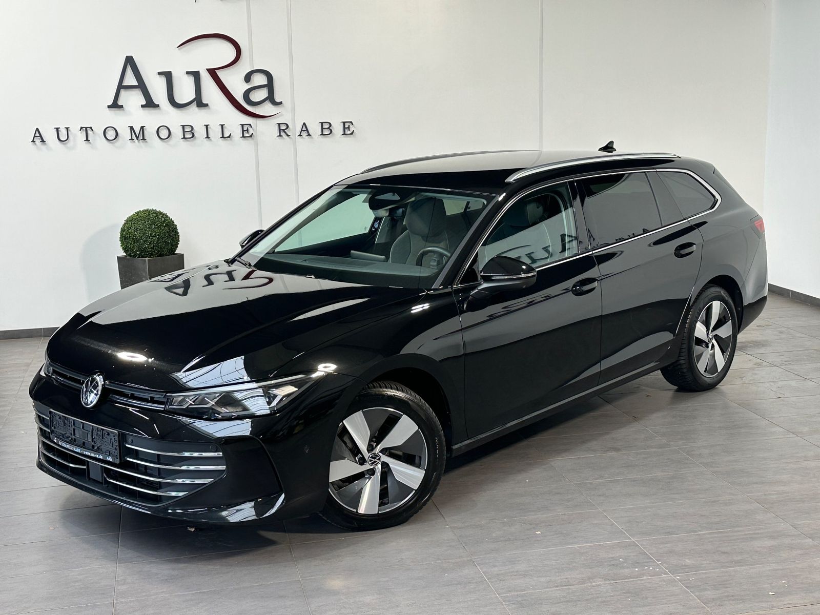Fahrzeugabbildung Volkswagen Passat Variant 2.0 TDI DSG Business NAV+LED+AHK