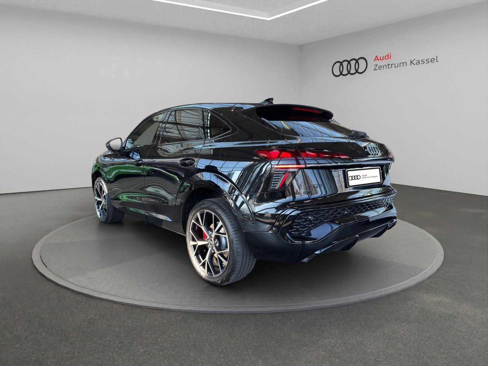 Audi Q3 SB e-hybrid S line Matrix LED Sonos Pano HuD