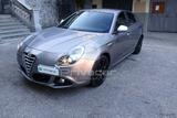Alfa Romeo ALFA ROMEO Giulietta 2.0 JTDm-2 150 CV Distincti - Alfa Romeo Giulietta mit Diesel-Antrieb: 2.0